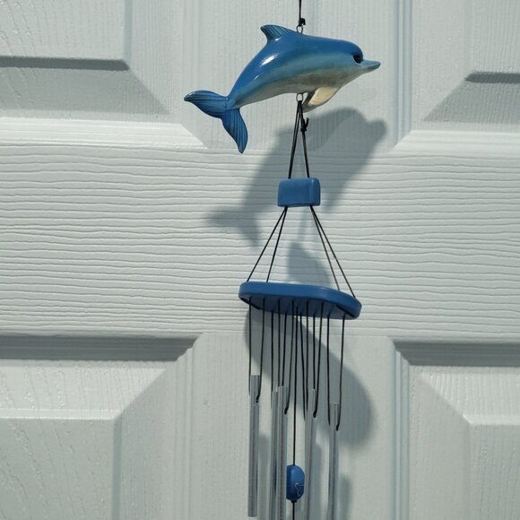 Blue Dolphin Acrylic Metal Hanging Wind Chimes - Picture 4 of 12